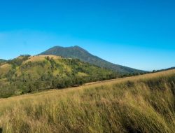 Inilah 12 Bukit Indah di Sumba yang Wajib Dikunjungi!