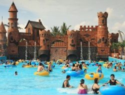 12 Waterpark Paling Seru di Jabodetabek untuk Liburan Akhir Tahun