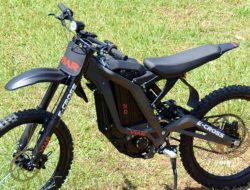 Mengapa Motor Trail Lebih Mahal? Ini Teknologi yang Tidak Dimiliki Motor Biasa!