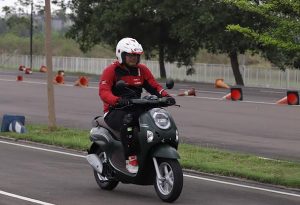 Siap Jadi Trendsetter, Skutik Retro New Honda Scoopy Kini Lebih Stylish