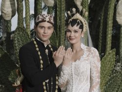 Kaleidoskop: 12 Selebriti yang Tunangan dan Menikah di Tahun Ini