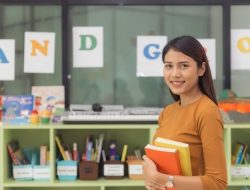 8 Frasa Tidak Pantas dari Orang dengan Keterbatasan Bahasa dalam Lingkungan Santai Menurut Psikologi