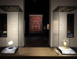 Perdana! Museum Nasional Korea Hadirkan Pameran Seni Islam