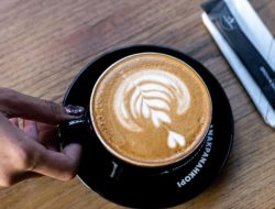 7 Kafe 24 Jam di Semarang: Tempat Nongkrong Terpopuler Bersama Bestie