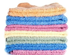 Perbedaan Lap Piring dan Lap Dapur, Mana yang Lebih Baik?