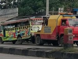 Odong-odong Kembali Alami Kecelakaan, Kali Ini Kecelakaan Beruntun di Pantura, Tabrak Konter HP