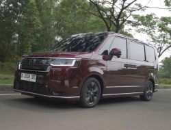 Honda Step WGN vs Wuling Darion: MPV Hybrid Terbaik Mana?