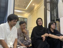 Makam Basah, Karina Ranau Kecewa Banyak Orang Cari Panggung Saat Epy Kusnandar Meninggal