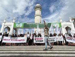 Aksi bendera putih di Aceh, desak status bencana nasional