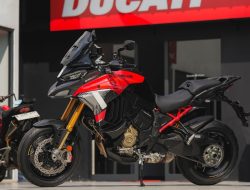 Gebrakan Akhir Tahun Ducati! Diskon Besar Hingga Rp200 Juta, Wujudkan Impianmu Sekarang