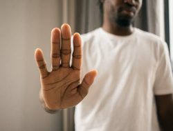 4 sikap tegas yang membuat pria lebih dihargai, ketahui!