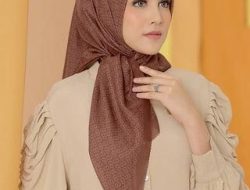 Baju Coksu Pas dengan Jilbab Warna Apa? 10 Gaya Kombinasi Menarik
