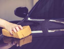 7 Bahaya Mencuci Mobil dengan Sabun Cuci Piring