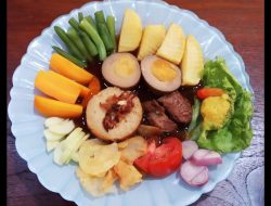 10 Makanan Khas Solo yang Wajib Dicoba Pemula