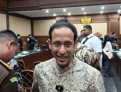 Nadiem Tegaskan Tak Berikan Kewenangan Lebih untuk Jurist Tan