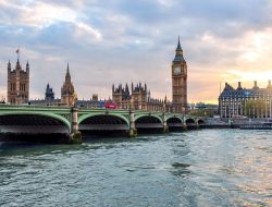 Indonesia Masuk Daftar Peringatan Wisata Inggris 2026, Wilayah Ini Disarankan Dihindari
