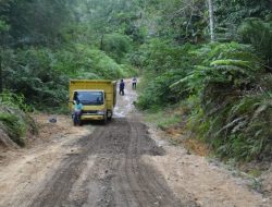Xtrim Langsa Bawa Bantuan ke Desa Terisolir Ranto Panjang Bedari Aceh Timur