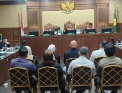 Hakim Tantang Pendiri AALF soal Pembagian THR Rp 2 Miliar ke Kombes Polisi di Mabes Polri