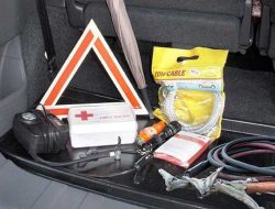 Jangan Lupakan 10 Barang Penting Ini di Bagasi Mobil