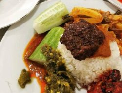 5 Nasi Padang Lezat di Solo untuk Makan Siang, Porsi Banyak dan Rasa Menggugah Selera