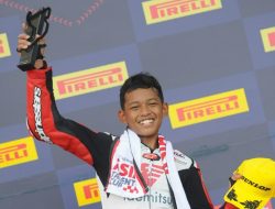 Torehkan Sejarah, Pembalap Muda Indonesia Veda Ega Pratama Naik Podium Moto3 Brasil 2026