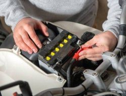 Mengapa Aki Motor Cepat Habis? Ini Penjelasan Lengkap
