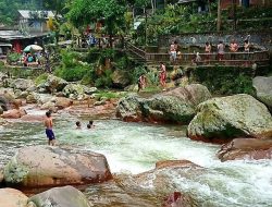 8 destinasi wisata pemandian air panas terdekat dari Jakarta