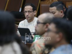 Nadiem: Tidak Ada Arahan untuk Chromebook, Skema Google Murni CSR