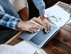 10 Contoh Surat Permohonan Lengkap dan Benar