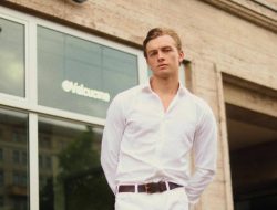 Mengapa Bahan Kemeja Formal Penting Diperhatikan?