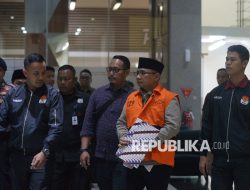 KPK Didesak Periksa Pejabat Terkait Putusan Yaqut