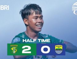 Tertahan di Papan Lima! Drama Empat Gol Persebaya vs Persib Bikin Klasemen Super League Makin Sengit