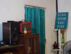 Ilusi Kebahagiaan Digital: Menggugat Standar Pernikahan Era Media Sosial