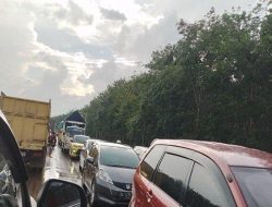 Jalintim Betung Macet Parah, Polres Muba Imbau Pemudik Gunakan Jalur Alternatif