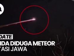 Misteri benda langit menghebohkan Lampung malam Minggu, diduga bukan meteor