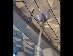 Angkasa Pura Buka Suara Soal Jebolnya Atap Terminal 3 Bandara Soetta