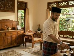 Hukum Memakai Parfum Saat Shalat Jumat