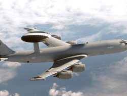 Iran mengklaim hancurkan pesawat mata-mata AS E-3 Sentry