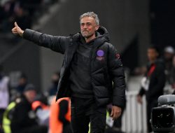 PSG Dekati Perpanjangan Kontrak Luis Enrique, Manajer Berpenghasilan Tertinggi Eropa