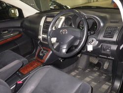 Penyakit Dasbor Retak dan Lengket pada Camry dan Alphard, Ini Cara Perbaikannya