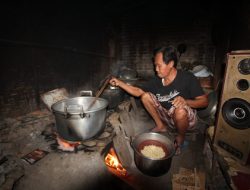 Fajar dan Bubur Lethok: Pasangan Pagi yang Tak Terkalahkan