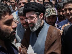 Mojtaba Khamenei: Kemenangan Iran Menggugah Dunia
