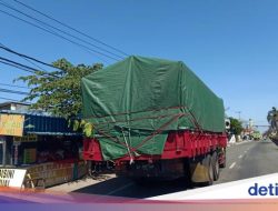 Truk Besar Protes Tak Diangkut, Jalan Macet di Pelabuhan Gilimanuk